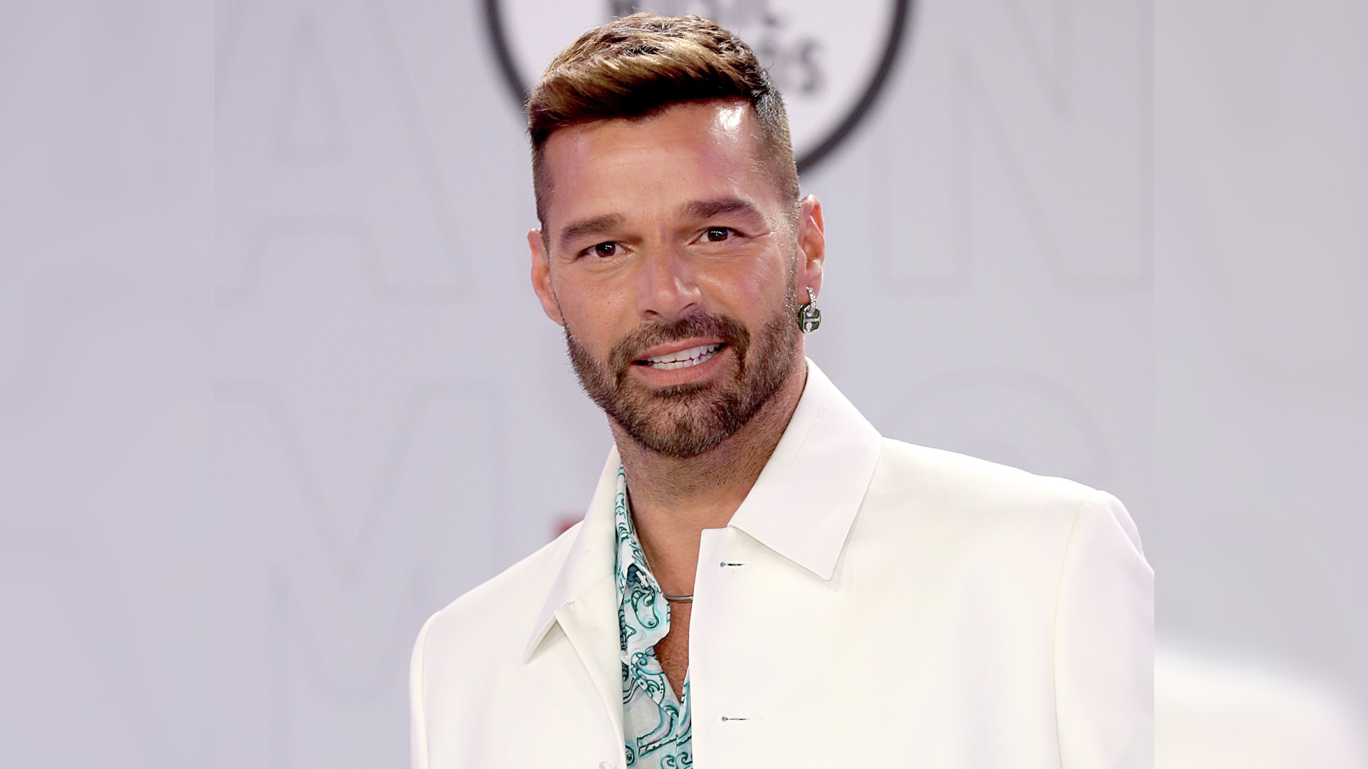 Ricky Martin enciende las redes con fotos junto a su esposo