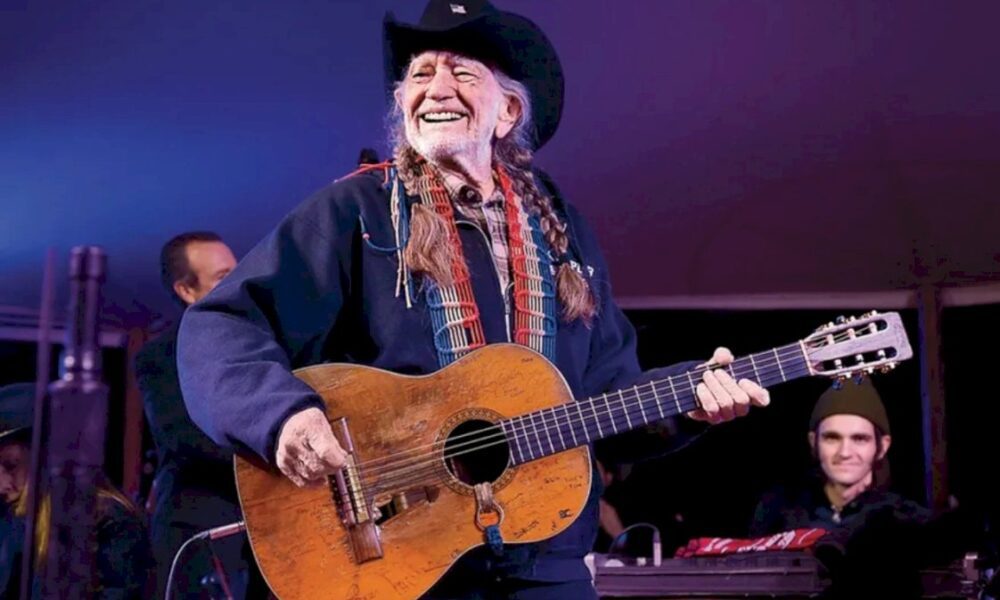 el-increible-lineup-de-la-fiesta-de-cumpleanos-de-90-de-willie-nelson