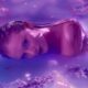 taylor-swift-se-embriaga-de-amor-en-el-videoclip-de-‘lavender-haze’