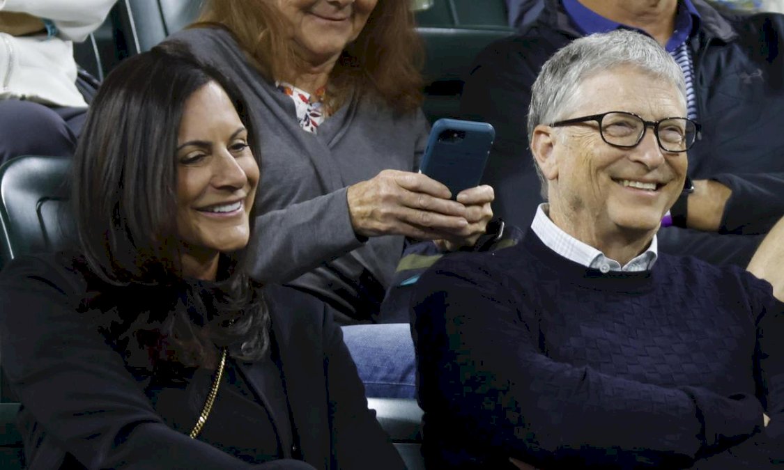 bill-gates-se-ha-dado-una-nueva-oportunidad-en-el-amor:-sale-con-paula-hurd,-viuda-de-otro-magnate