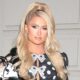 paris-hilton-revela-que-estuvo-embarazada-en-sus-20s:-‘no-estaba-lista’