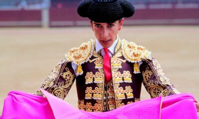 denunciada-por-sacrificar-toros-y-ninguneada-en-espana:-‘hable-con-ella’-es-una-de-las-obras-maestras-de-almodovar-pero-no-todo-fue-un-camino-de-rosas