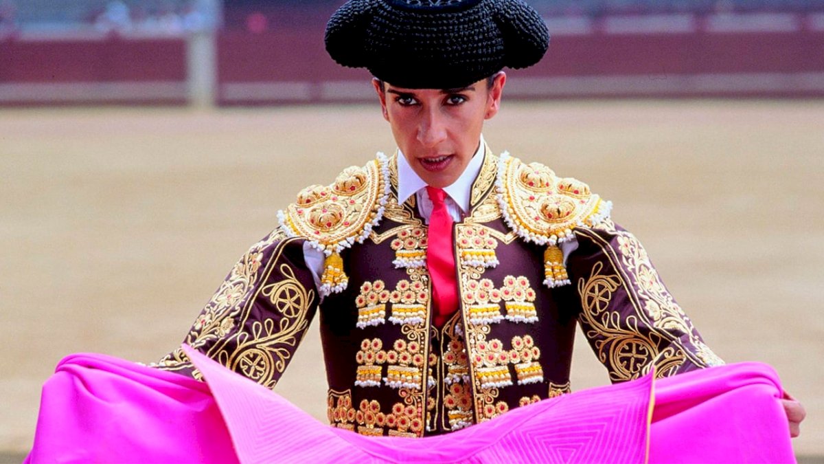 denunciada-por-sacrificar-toros-y-ninguneada-en-espana:-‘hable-con-ella’-es-una-de-las-obras-maestras-de-almodovar-pero-no-todo-fue-un-camino-de-rosas