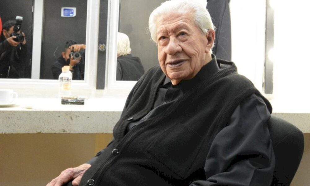 ignacio-lopez-tarso,-icono-del-cine,-la-musica-y-el-teatro-en-mexico,-muere-a-los-98 anos