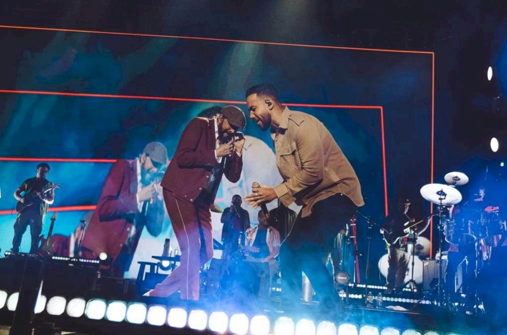 romeo-santos-se-une-a-juan-luis-guerra-en-el-escenario-y-otros-momentos inspiradores