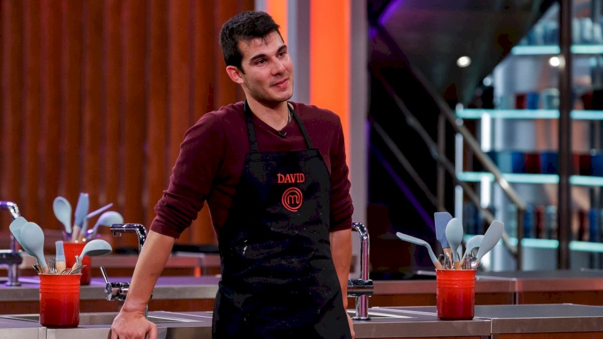 “has-perdido-los-papeles”:-david-es-expulsado-de-‘masterchef-11’-tras-un-duro-enfrentamiento-con-samantha-vallejo-nagera