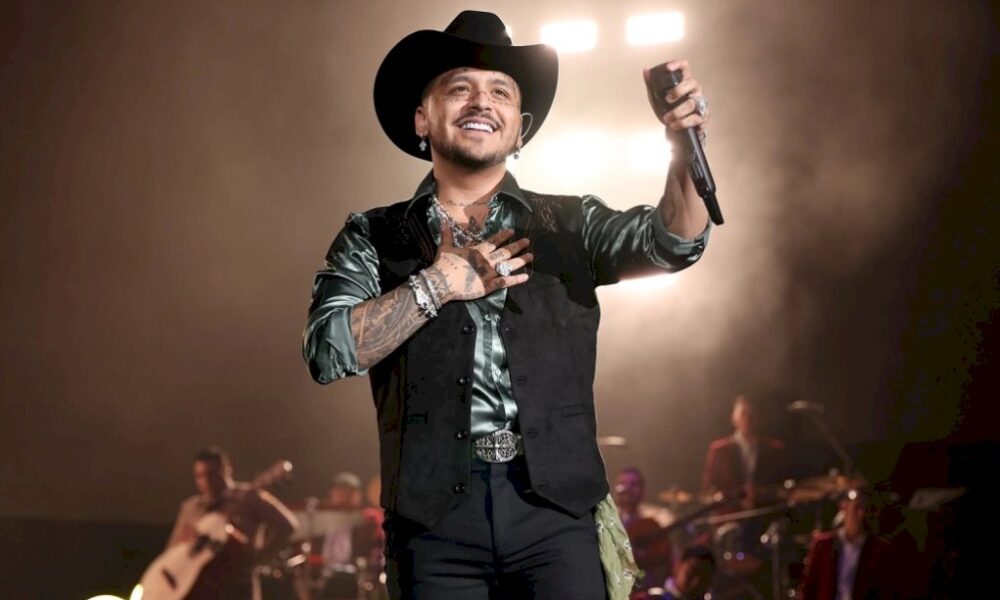 christian-nodal-cumple-su-sueno-en-el-foro-sol-de-mexico:-5-momentos inolvidables