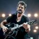 ricardo-arjona-se-consagra-en-miami-con-su-blanco-y-negro-tour