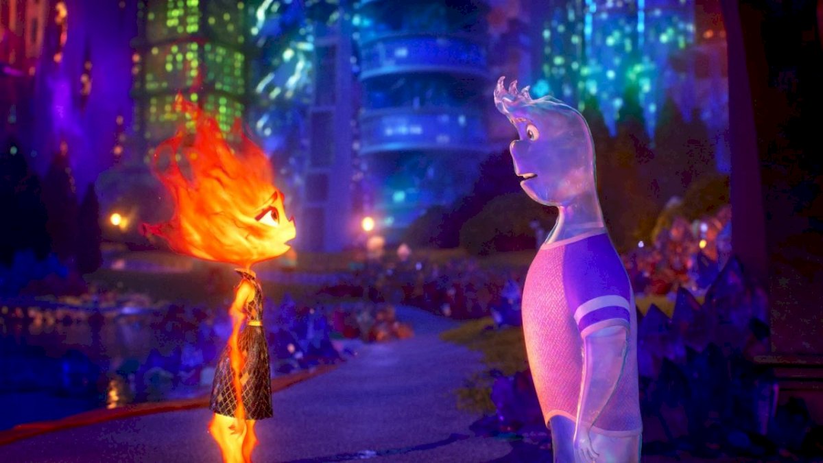 ‘elemental’,-el-romance-de-pixar-que-ha-tardado-7-anos-en-hacerse-y-ha-tenido-mas-de-15-versiones:-“la-esencia-siempre-ha-sido-la-misma”