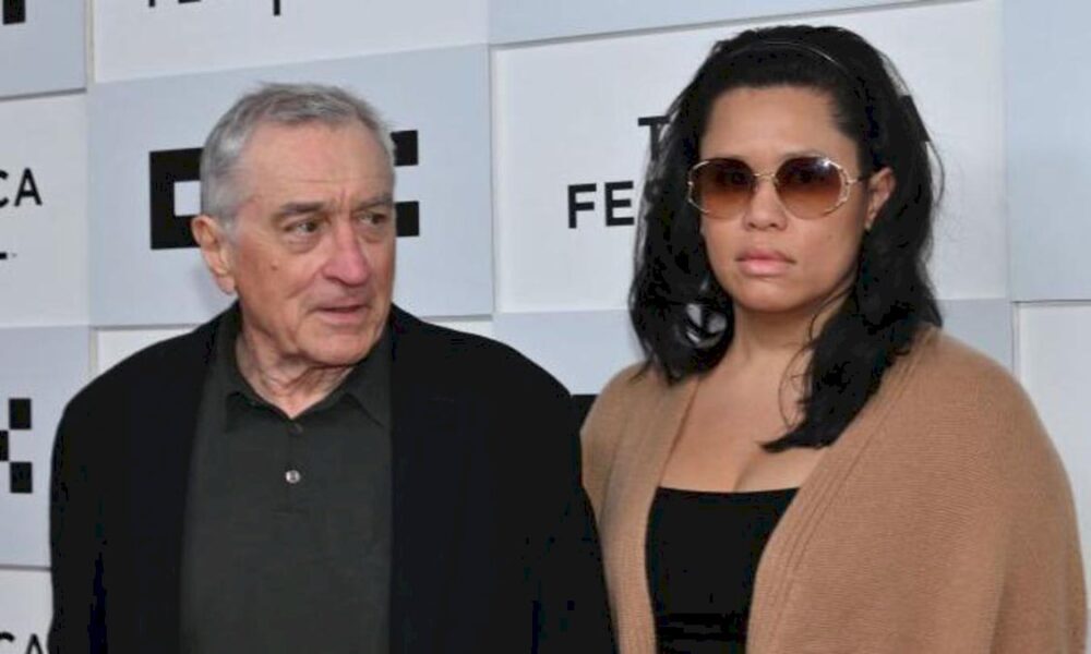 novia-de-robert-de-niro,-diagnosticada-con-paralisis-de-bell-tras-dar-a-luz