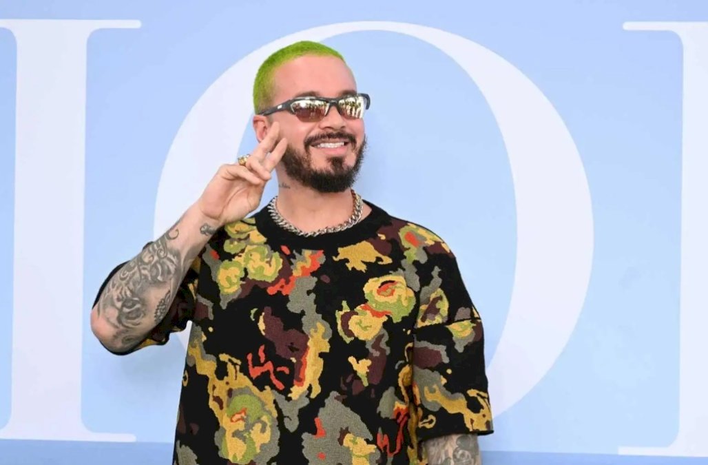 j-balvin-comparte-escenario-con-ninos-en-suiza-y-mas-momentos inspiradores