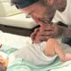 marc-anthony-comparte-tierna-foto-de-su-bebe-con-el-‘tio’-david-beckham