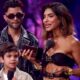 alejandra-espinoza-se-conmueve-hasta-las-lagrimas-al-recibir-premio-por-parte-de-su-hijo-matteo