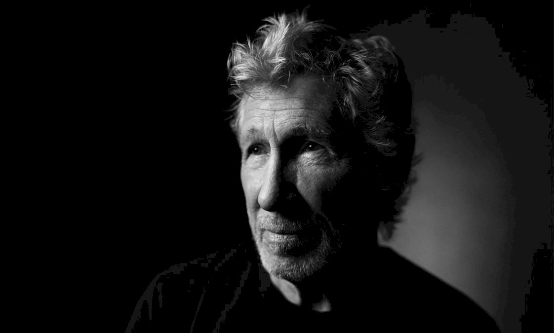 roger-waters-fija-fecha-de-lanzamiento-de-the-dark-side-of-the-moon-redux