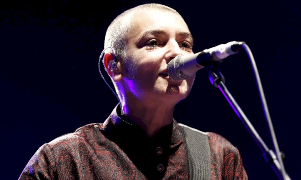 sinead-o’connor:-la-historia-del-disco-que-la-cantante-estaba-por-terminar-al-momento-de-su-muerte