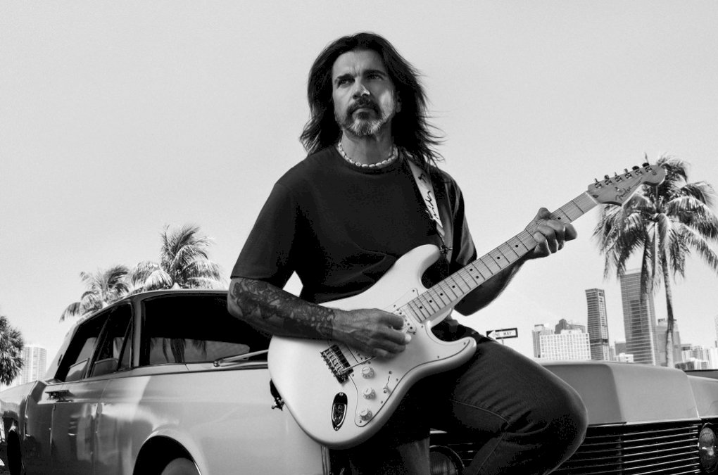 juanes-recibe-su-guitarra-fender-y-otros-momentos-inspiradores-en-la-musica latina