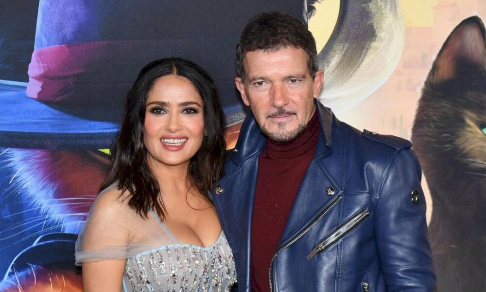 salma-hayek-dedica-una-carinosa-—y-demorada—-felicitacion-de-cumpleanos-a-antonio-banderas