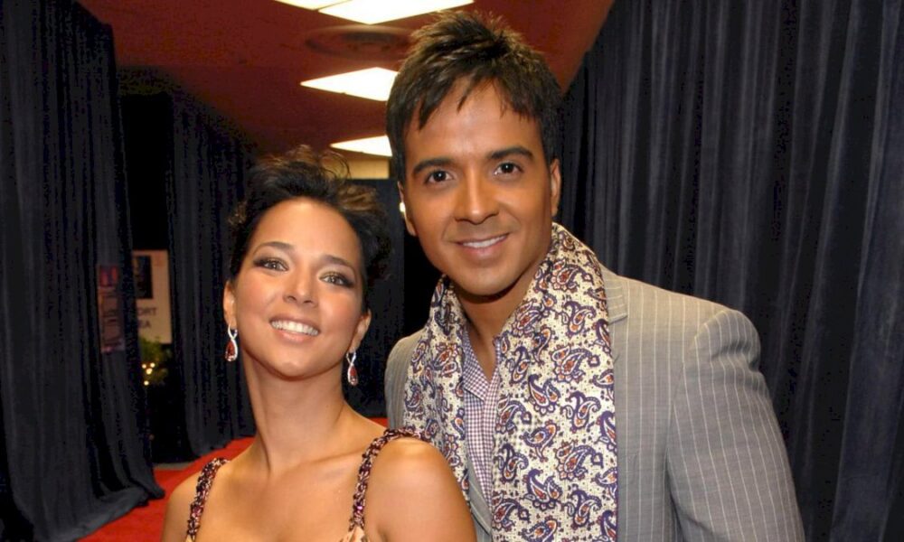 como-nunca,-luis-fonsi-se-sincera-sobre-su-divorcio-con-adamari-lopez:-‘no-era-feliz’