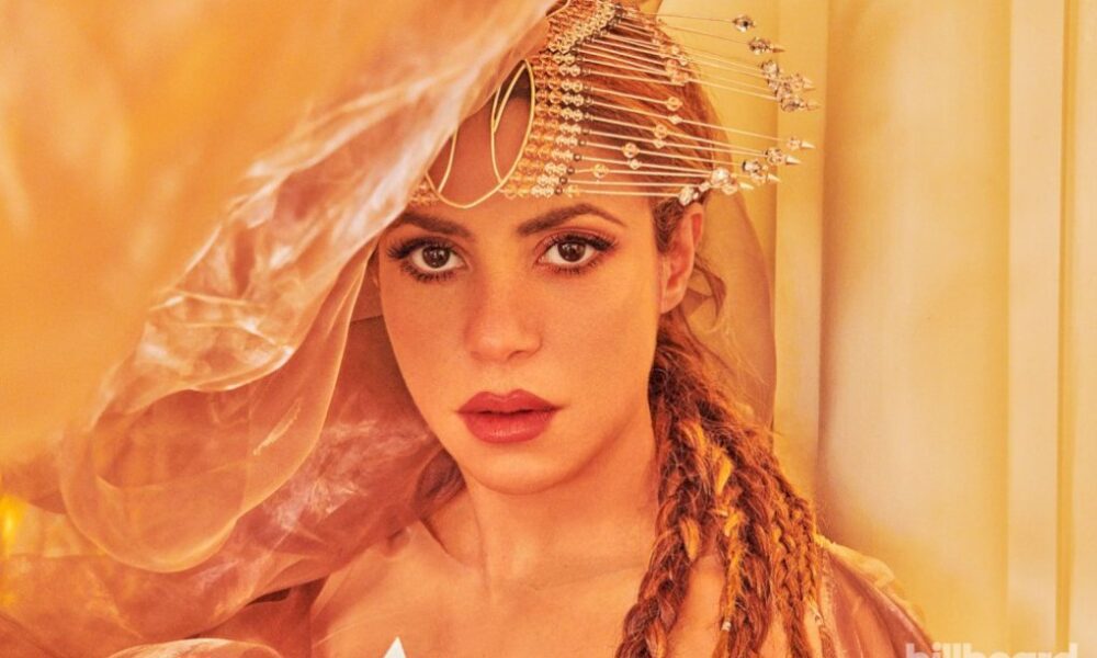 shakira:-las-mejores-fotos-de-la-sesion-de-portada-de billboard