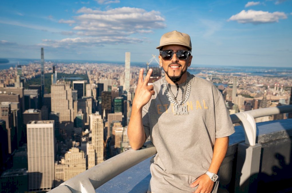 yandel-hace-historia-en-el-empire-state-building-de-nueva-york-y-otros-momentos inspiradores