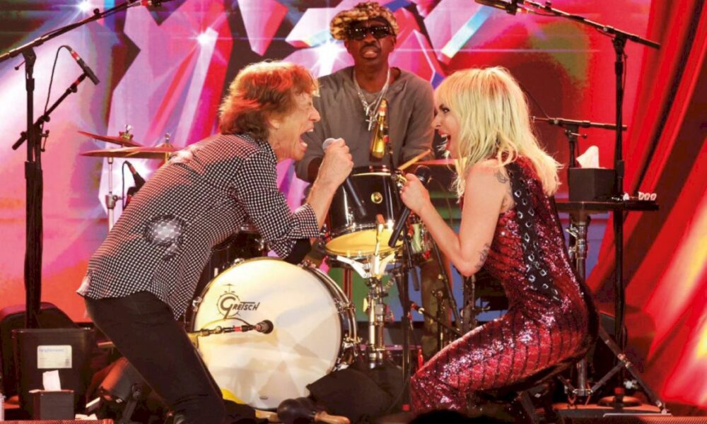 the-rolling-stones-y-lady-gaga-se-juntan-en-un-show-sorpresa-en-nueva-york