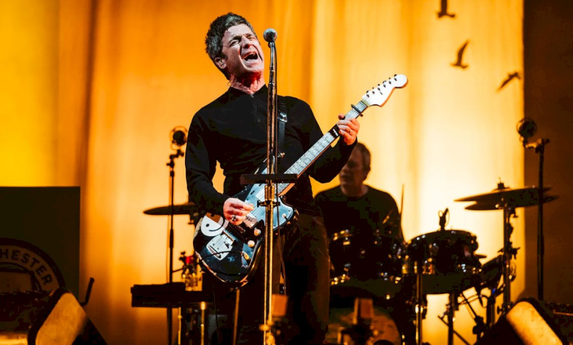 noel-gallagher-comparte-el-video-oficial-de-‘we’re-gonna-get-there-in-the-end’