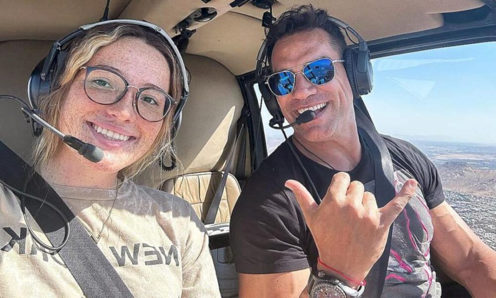 cristian-de-la-fuente-y-su-hija-laura-viven-una-nueva-aventura-a-bordo-de-un-helicoptero