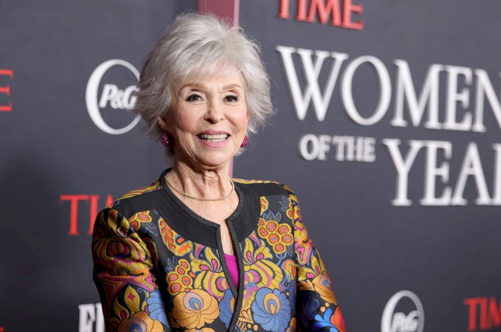 rita-moreno-recibe-serenata-en-su-cumpleanos-92-y-mas-momentos inspiradores