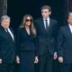 barron,-el-hijo-adolescente-de-donald-y-melania-trump,-reaparece-en-el-funeral-de-su-querida-abuela