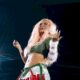 karol-g-luce-‘outfit’-dedicado-a-mexico-en-el-estadio azteca