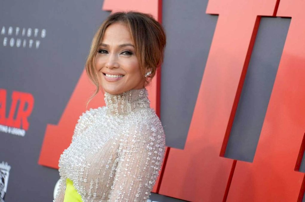 como-ver-gratis-el-nuevo-y-franco-documental-de-jennifer lopez