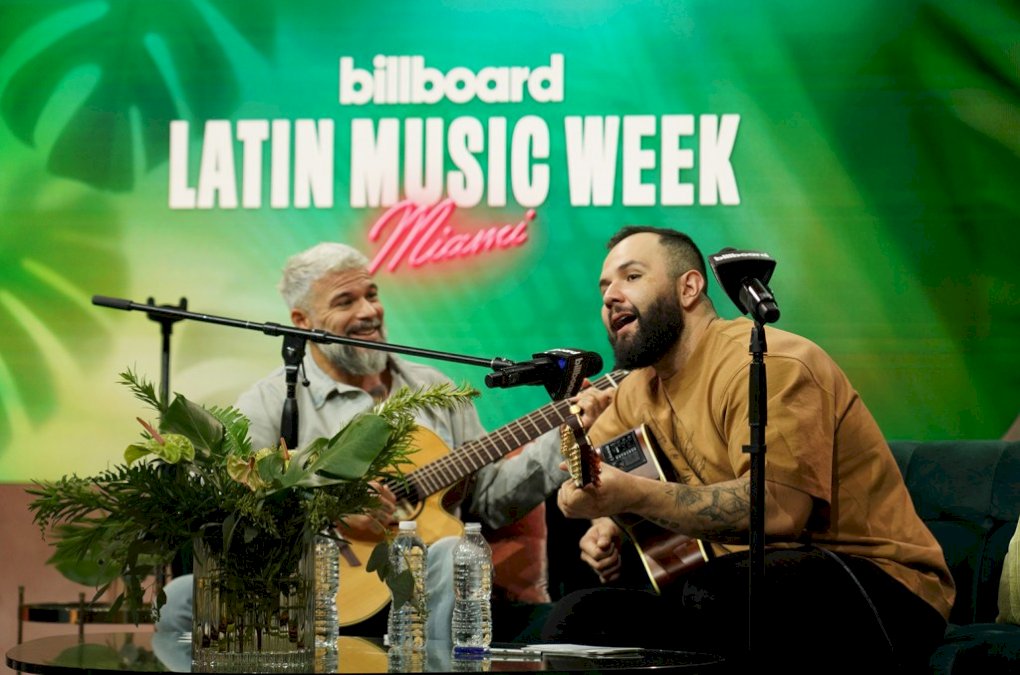 pedro-capo-y-carin-leon-lanzan-‘existo’,-cancion-creada-en-la-semana-billboard-de-la-musica latina