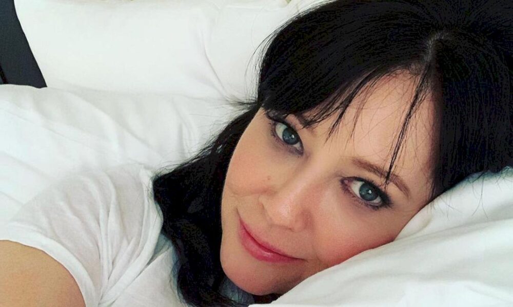 shannen-doherty-revela-que-ha-comenzado-a-prepar-su-partida:-‘solo-quiero-hacerselo-facil-a-mi-madre’