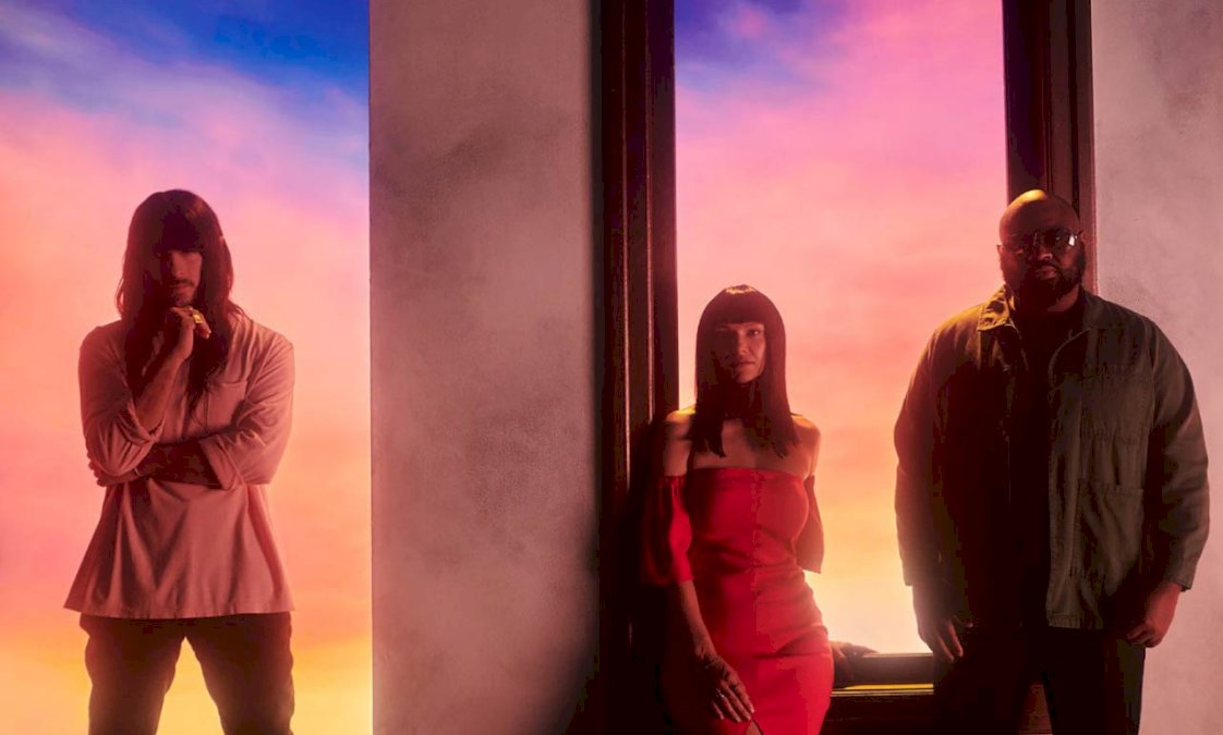 khruangbin-regresa-a-sus-comienzos-en-a-la-sala