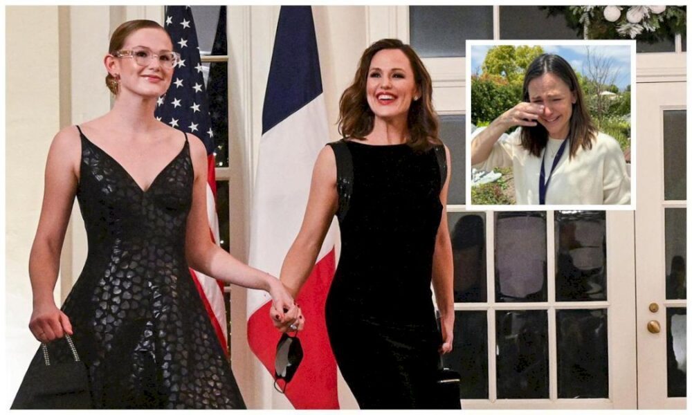 jennifer-garner,-conmovida-hasta-las-lagrimas-en-la-graduacion-de-su-hija-mayor