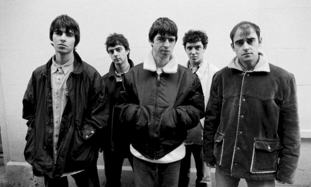 oasis-anuncia-la-reedicion-de-definitely-maybe-por-su-30-aniversario