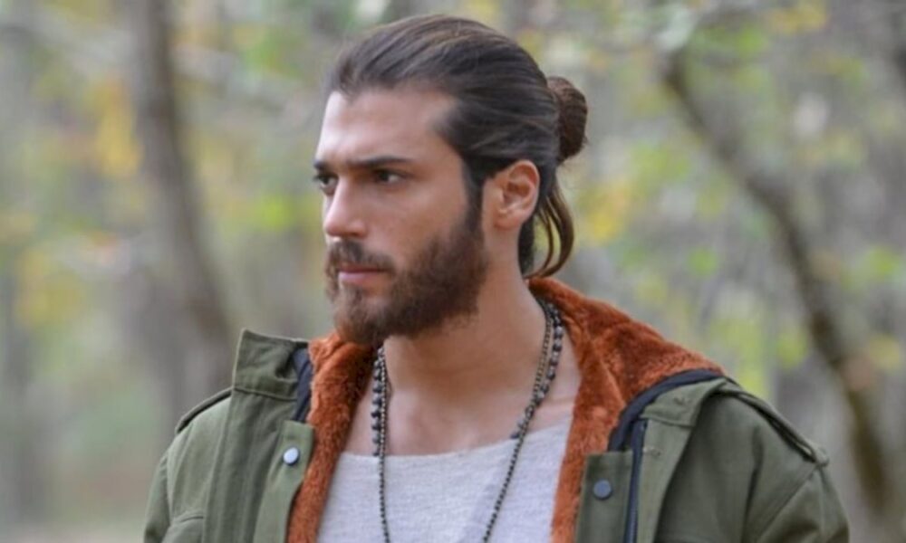 la-serie-mejor-valorada-de-can-yaman-acabo-siendo-cancelada-por-su-bajada-de-audiencia-en-turquia