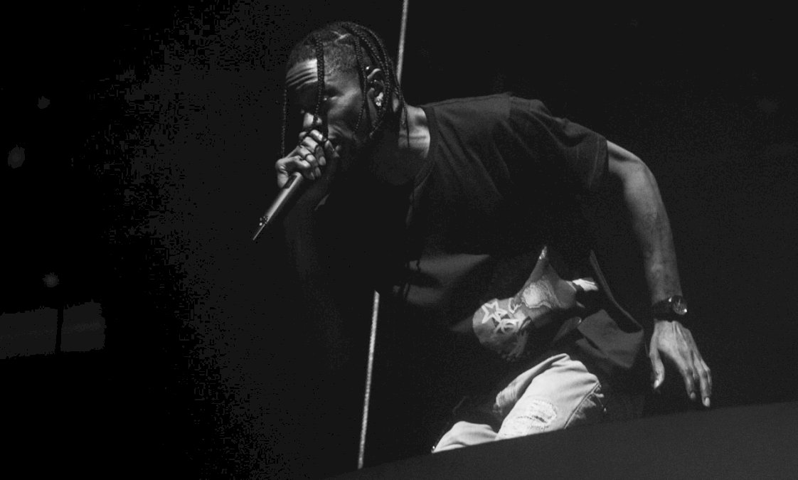 travis-scott-domino-a-sus-propios-demonios-en-el-movistar-arena