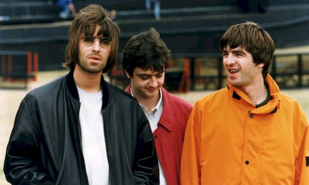 “podria-haber-algunas-caras-nuevas”-en-la-gira-de-reunion-de-oasis:-liam-gallagher  