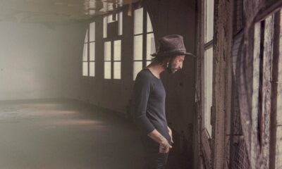 leiva-presenta-su-nuevo-sencillo,-‘gigante’