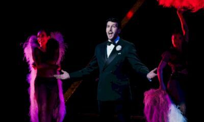 sebastian-yatra-muestra-todo-un-nuevo-registro-como-billy-flynn-en-‘chicago’