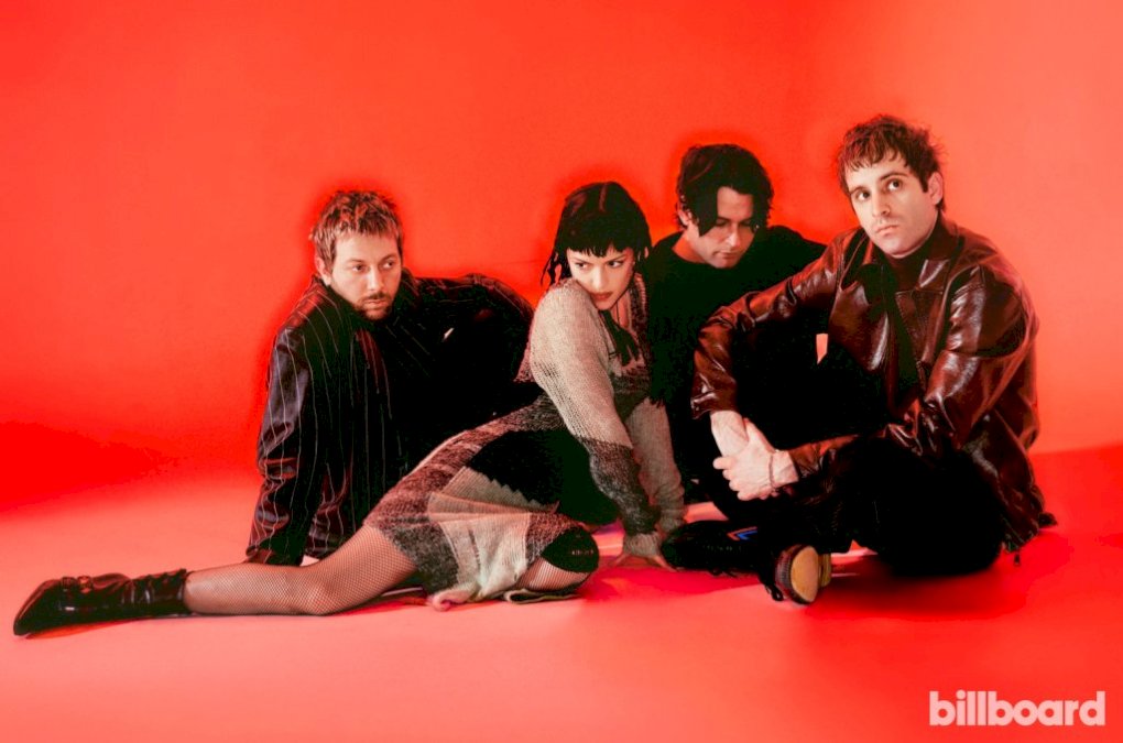 chartbreaker:-como-‘no-one-noticed’-de-the-marias-paso-de-un-‘segundo-plano’-a-un-gran exito