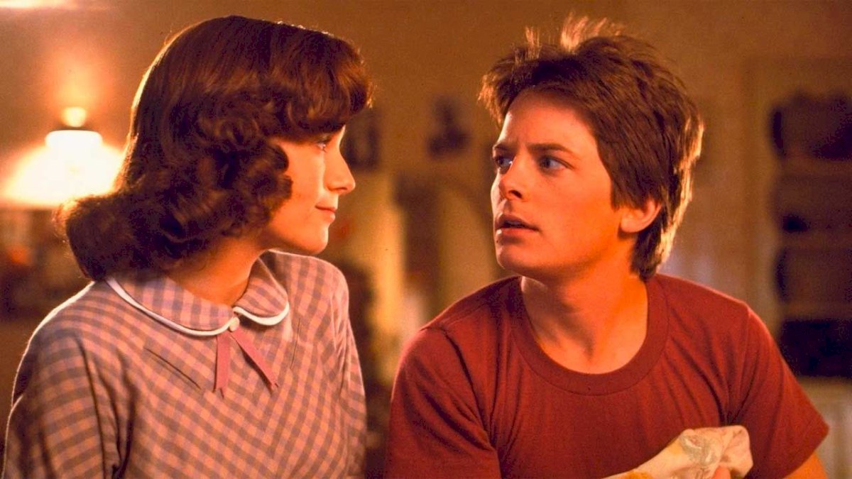 “me-mostre-muy-altiva”:-michael-j.-fox-no-fue-bien-recibido-por-una-de-las-actrices-de-‘regreso-al-futuro’-tras-el-despido-de-eric-stolz